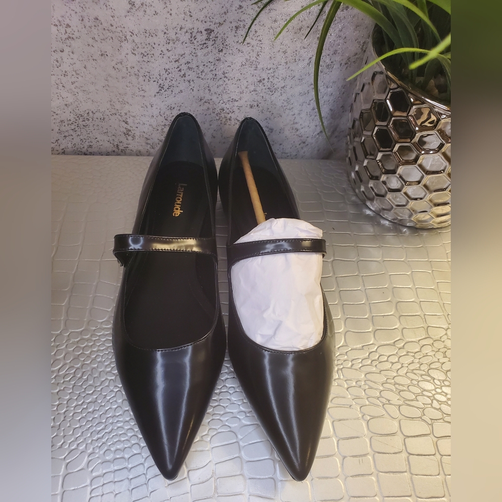 Larroude Black Pointed Toe Flats - Picture 13 of 16